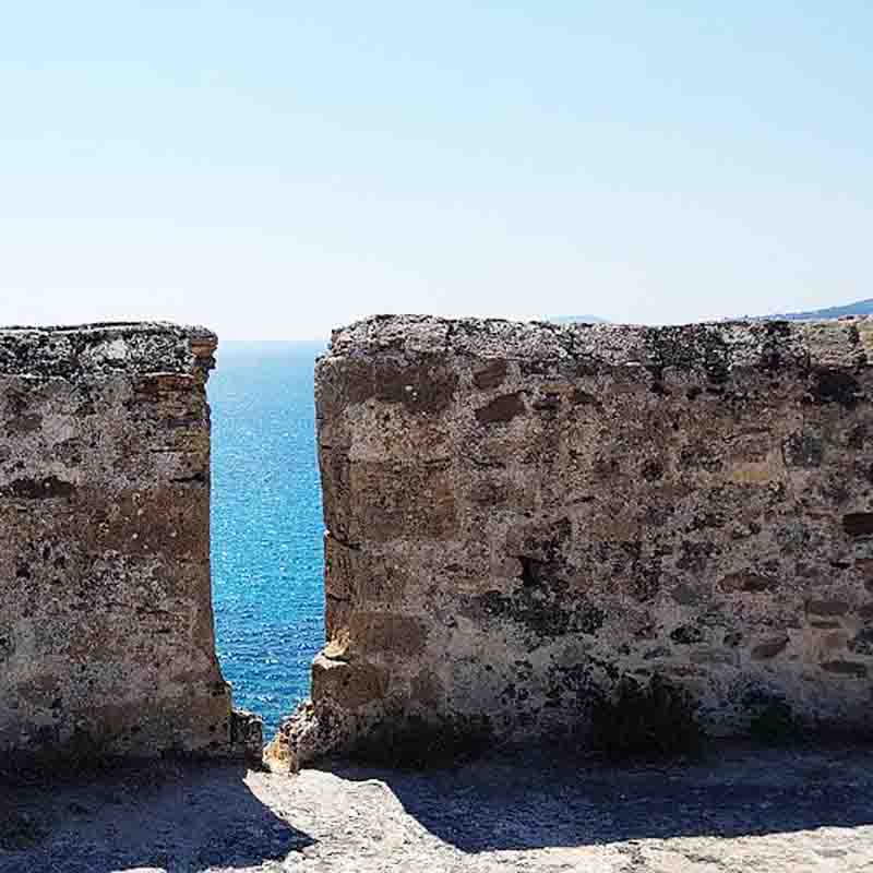 Koroni castle walls